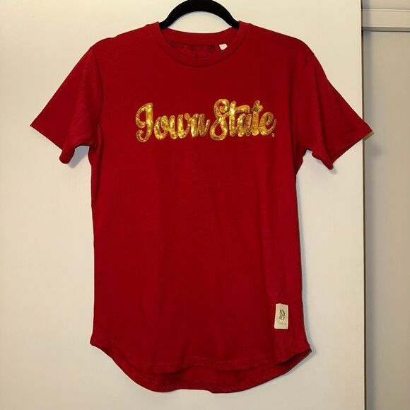 Pressbox Iowa State Women’s Red Gold Sequin Short Sleeve Shirt Size Small NWT - Picture 2 of 8